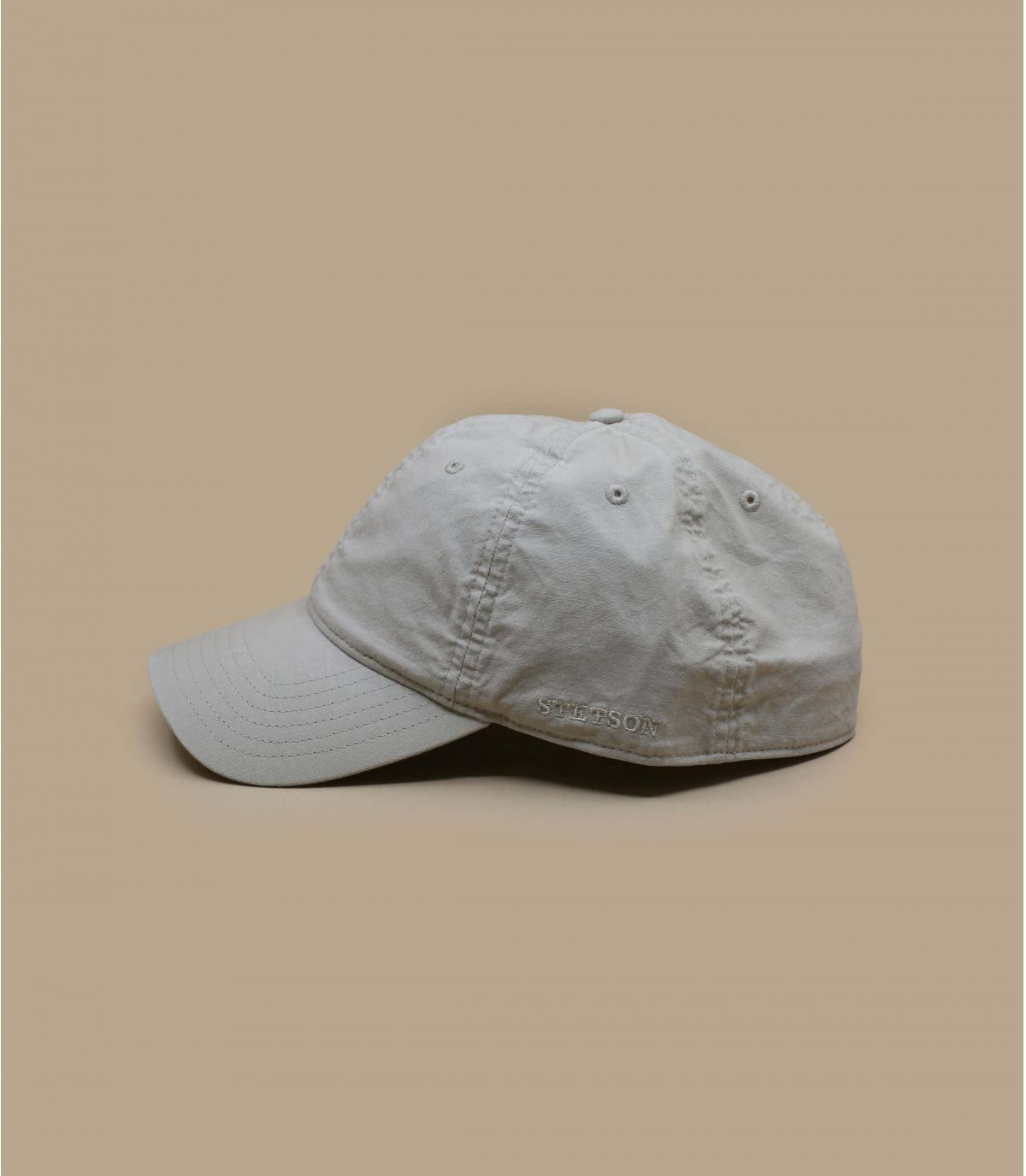 Beige trucker cap stetson